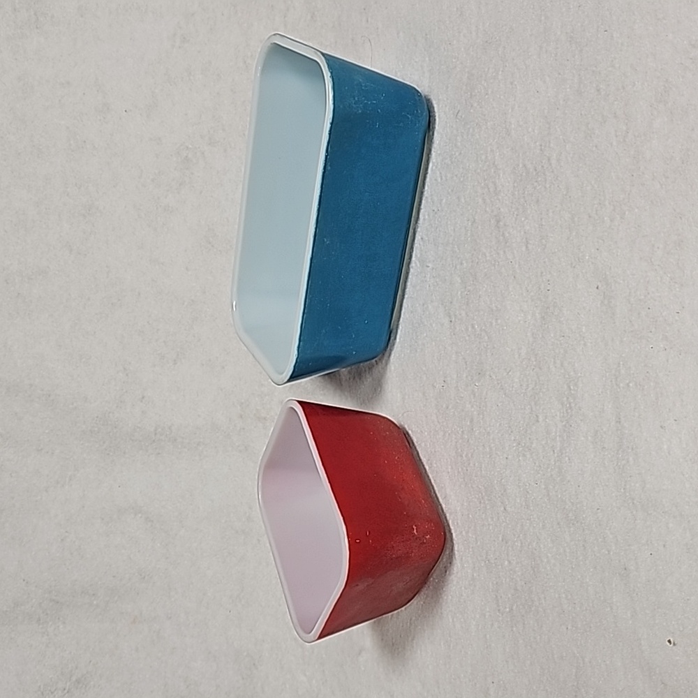 2-Pyrex 501-502 Primary Refrigerator  dishes Red-Blue